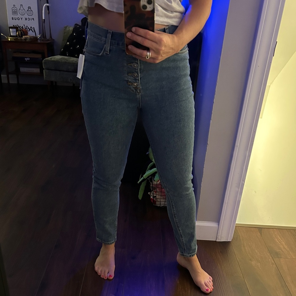 Hudson Blair Super Skinny Jean with Exposed Button